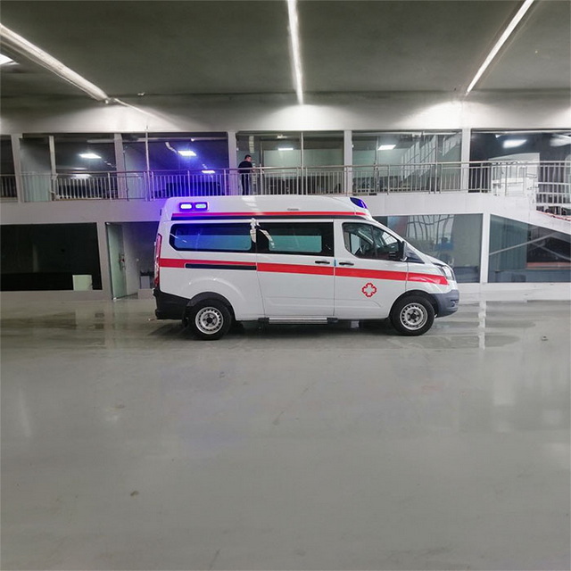 南昌私人救护车租赁费用