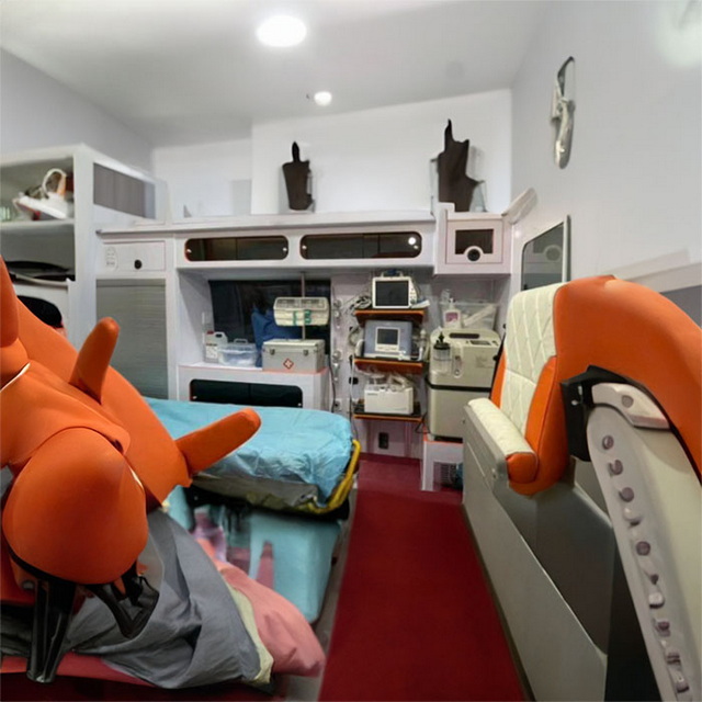 南昌救护车租赁电话