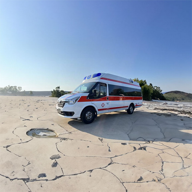 南昌私人救护车租赁联系电话