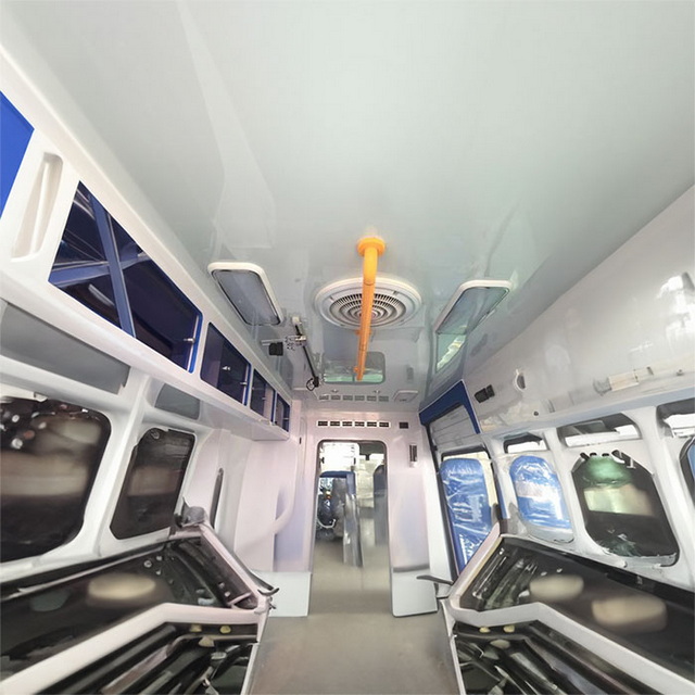 南昌出租救护车联系电话