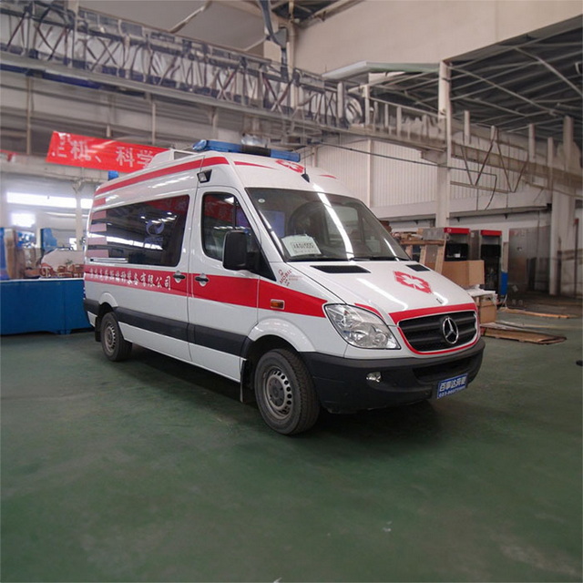 南昌出租救护车联系电话