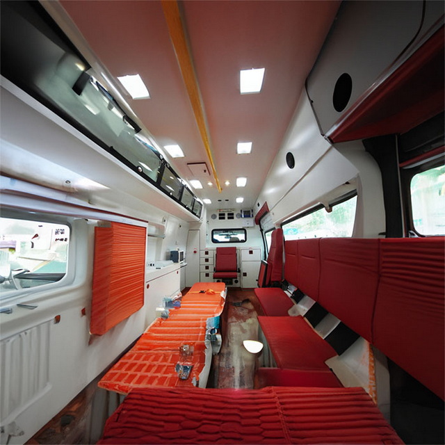 南昌出租救护车联系方式