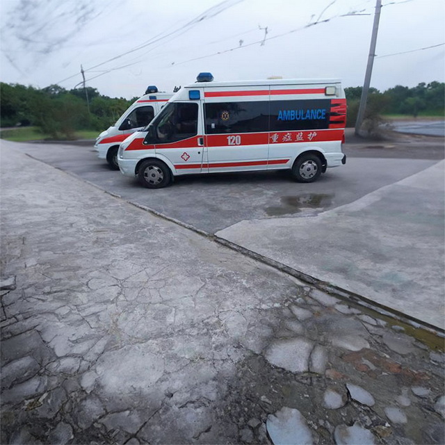 南昌私人救护车租赁电话号码