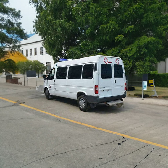 南昌私人救护车租赁费用