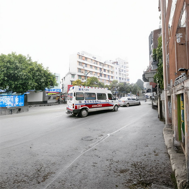 南昌私人救护车租赁联系电话