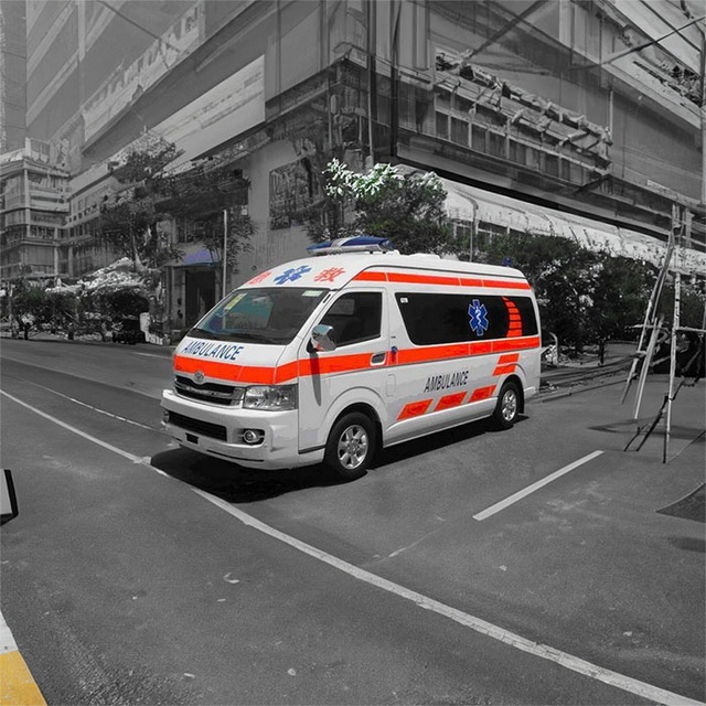 南昌出租救护车联系电话
