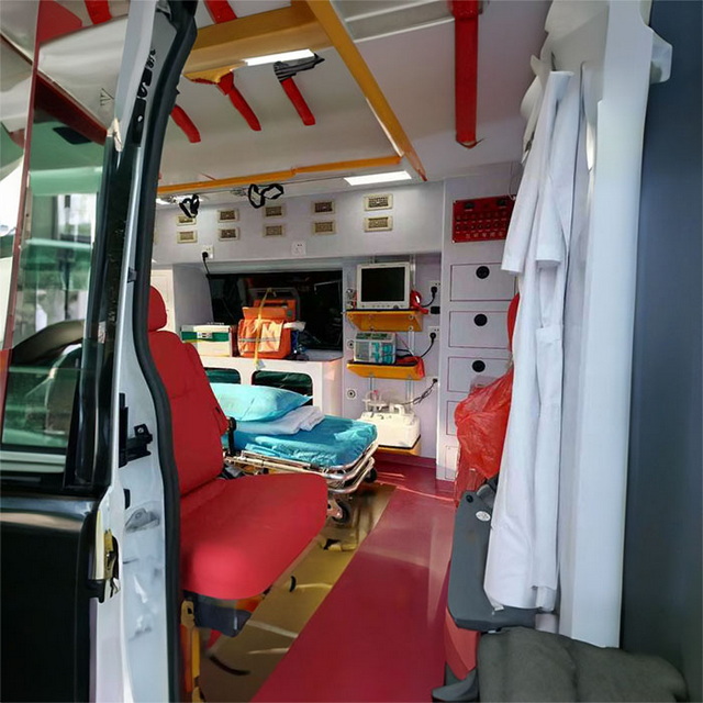 南昌私人救护车租赁联系方式