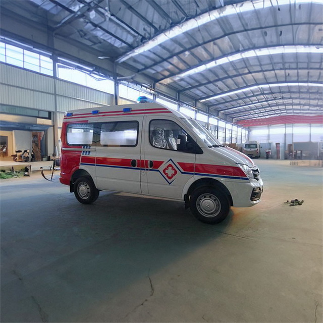 南昌私人救护车租车电话号码