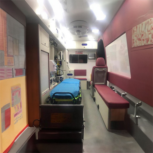 南昌私人救护车租赁电话号码