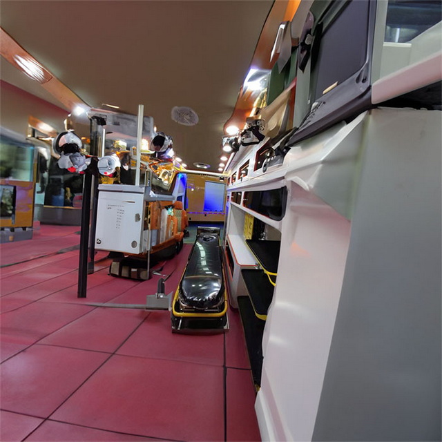 南昌救护车租赁电话