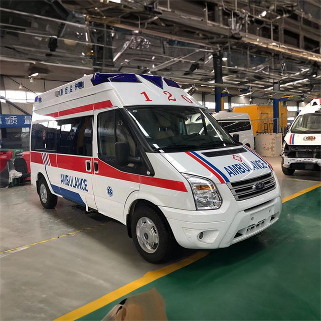 南昌私人救护车租赁费用
