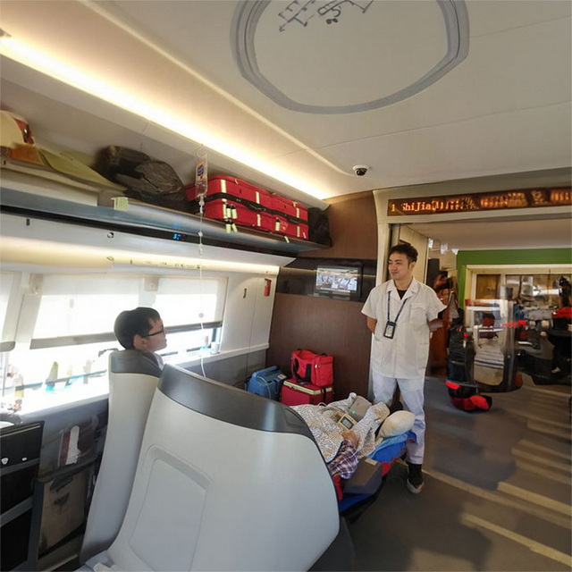 南昌私人救护车租车电话