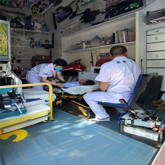 南昌私人救护车租赁