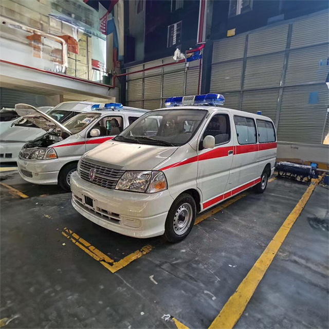 南昌出租救护车联系电话