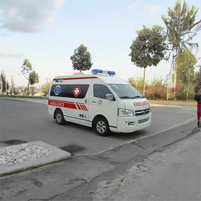 南昌私人救护车租赁收费