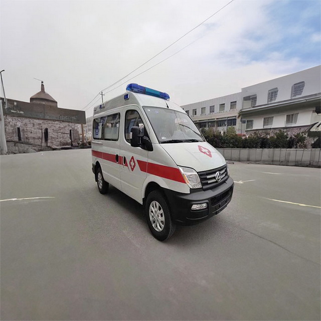 南昌私人救护车租赁电话