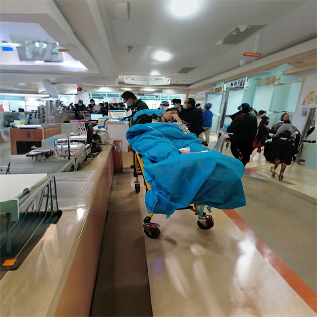 南昌救护车租赁电话