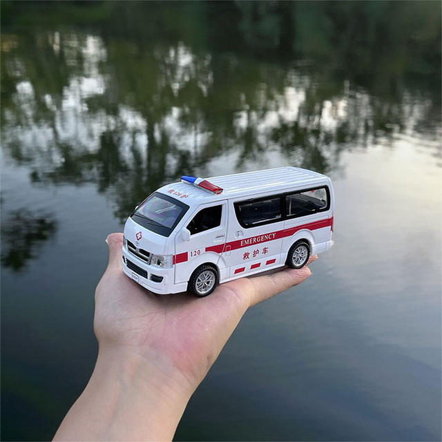 南昌救护车租赁联系电话