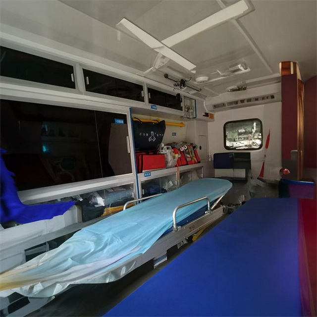 南昌租赁私人救护车联系电话