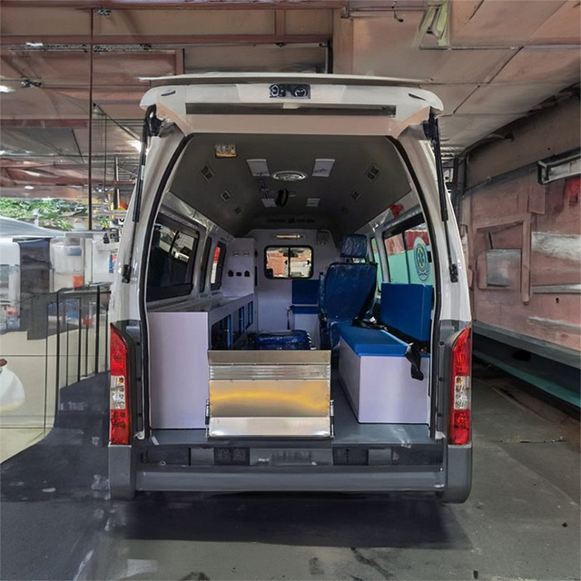 南昌私人救护车租赁收费