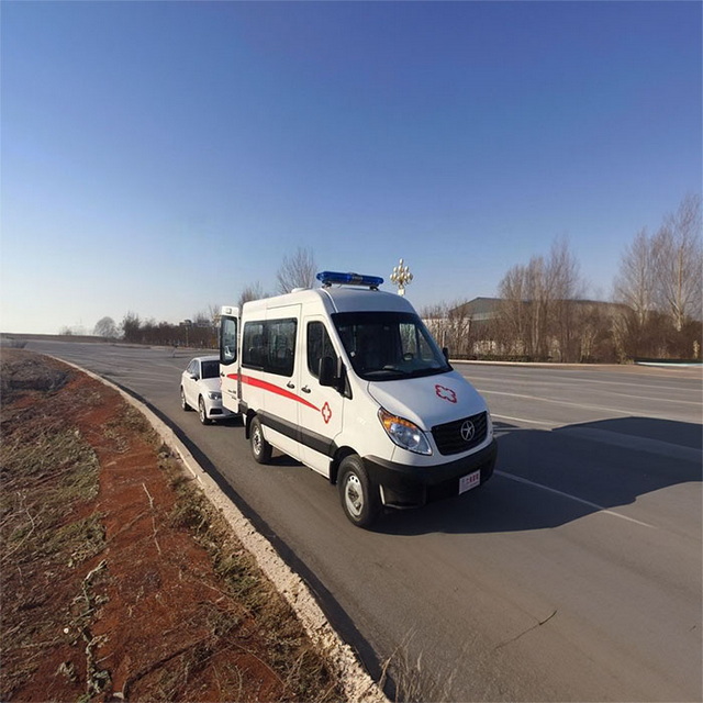 南昌私人救护车租车电话