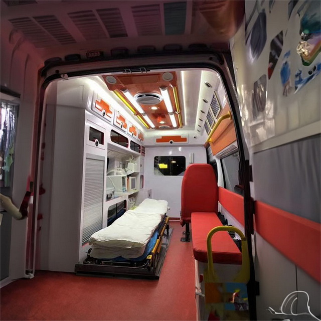 南昌私人救护车租车电话号码
