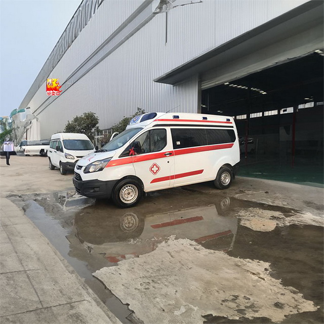 南昌私人救护车租赁联系方式