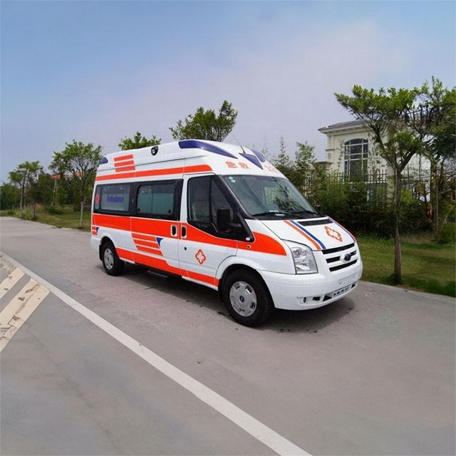 南昌救护车租赁