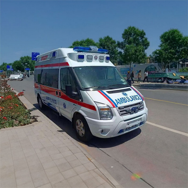 南昌私人救护车租赁联系电话