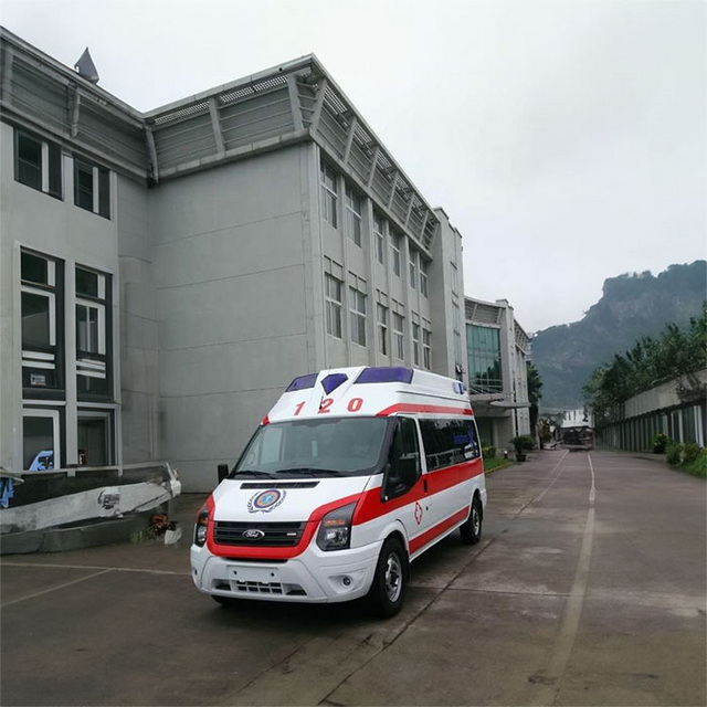 南昌出租救护车联系电话