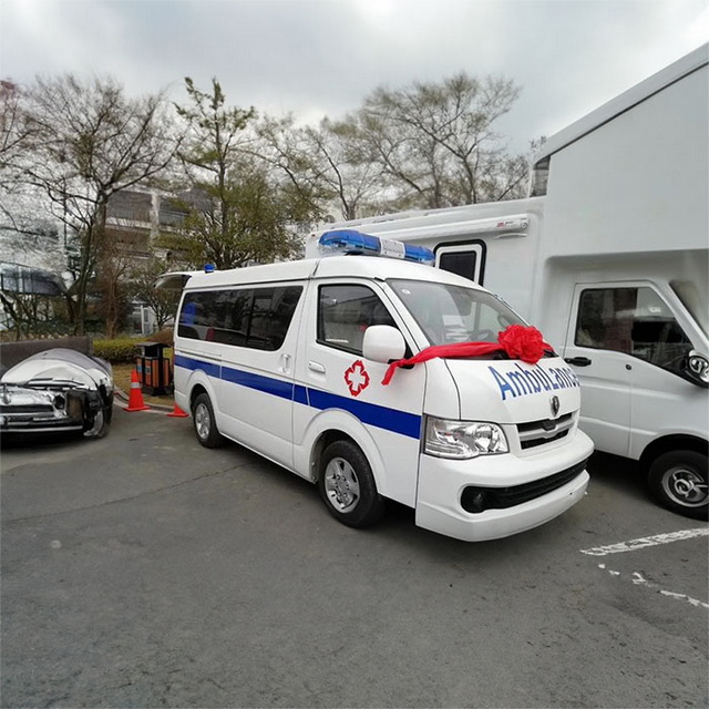 南昌私人救护车租车联系电话