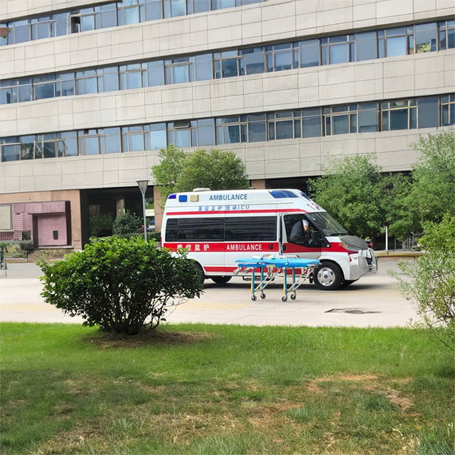 南昌私人救护车出租收费