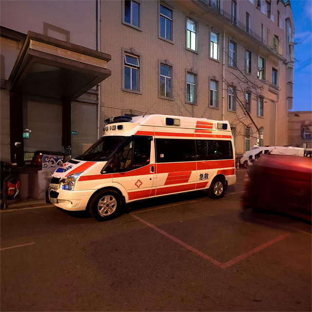 南昌出租救护车联系方式