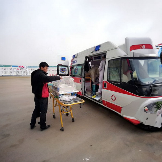 南昌私人救护车租赁费用