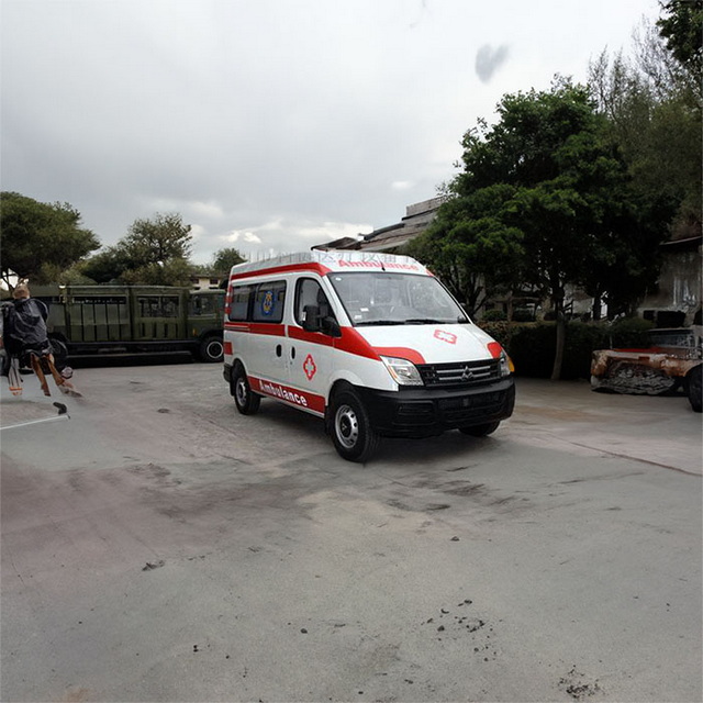 南昌出租急救车电话