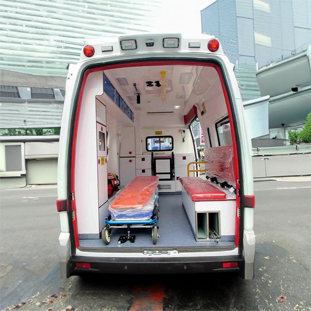 南昌私人救护车租车联系方式