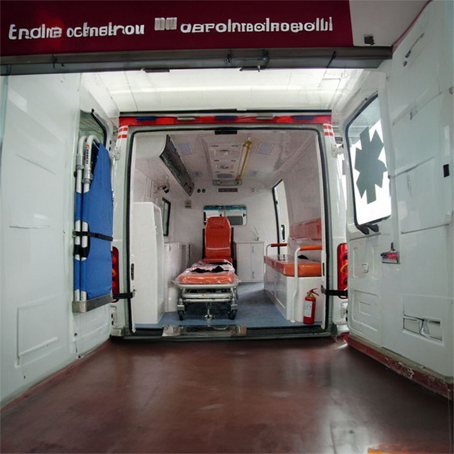 南昌救护车出租联系电话