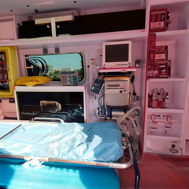 南昌出租私人救护车联系电话