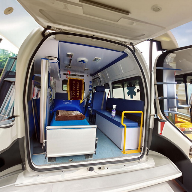 南昌出租私人救护车联系方式