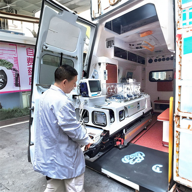 南昌私人救护车租车电话